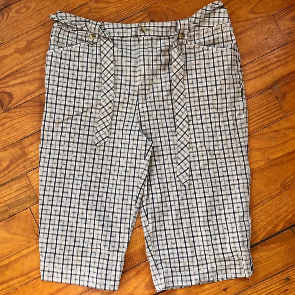 Plaid Y2K White Stag Capris